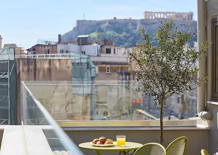 Enjoy Athens From A Funky Studio Near Acropolis!